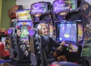 九游体育官方入口-PSG横扫DFM，Peanut打出惊人五杀2025世界赛3:0