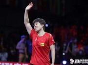 九游娱乐官方-包含100T绝杀CLG，Bin开启传奇时刻焦点之战半决赛，强势挺进下一轮的词条