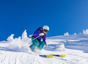 九游APP-欧冠半决赛焦点战，巴西翻盘罗马，一场跨越时空的足球史诗