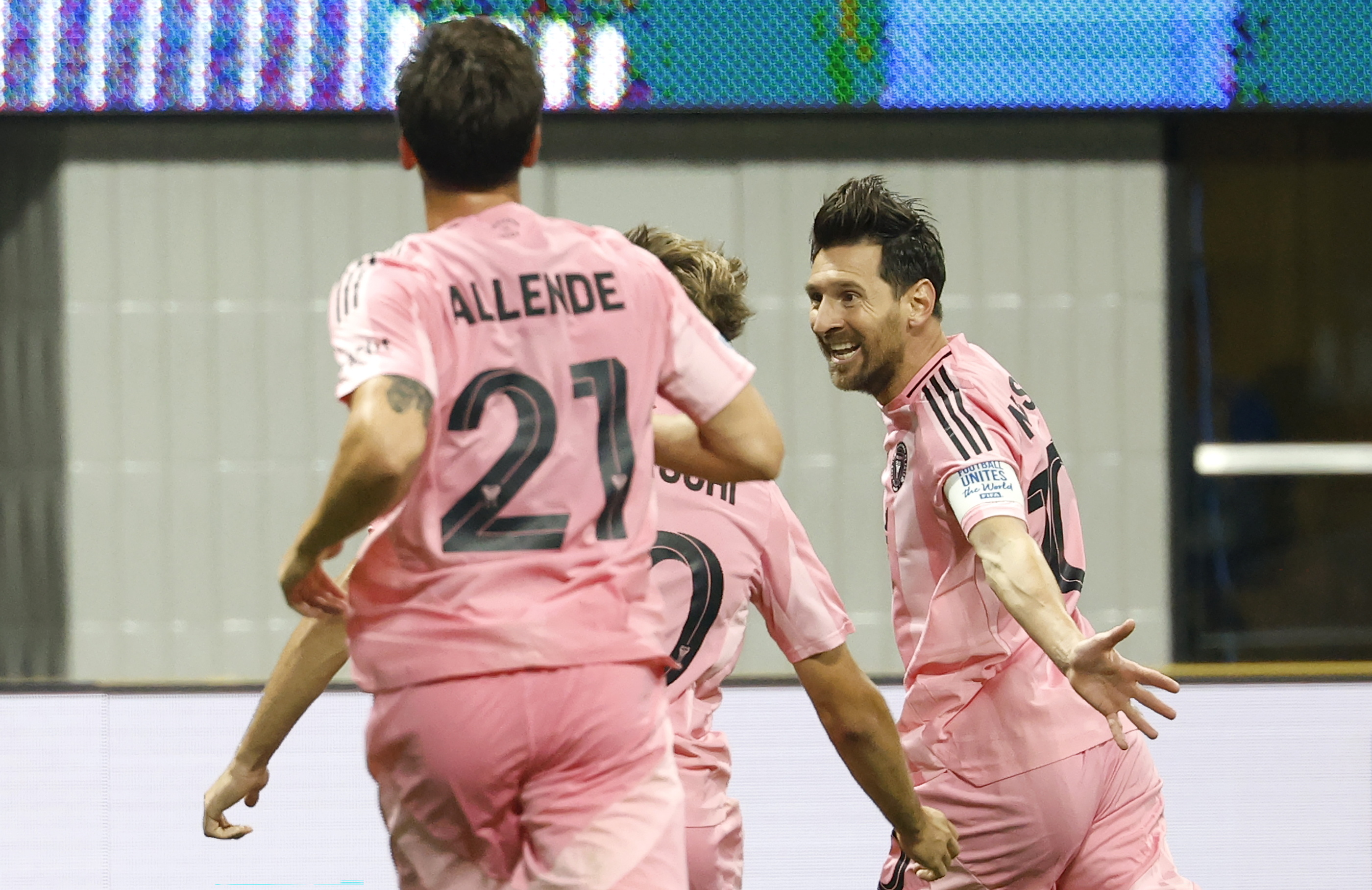 包含战意十足:阿尔希拉尔世俱杯热身赛回顾的词条 包含战意十足:阿尔希拉尔世俱杯热身赛回顾的词条