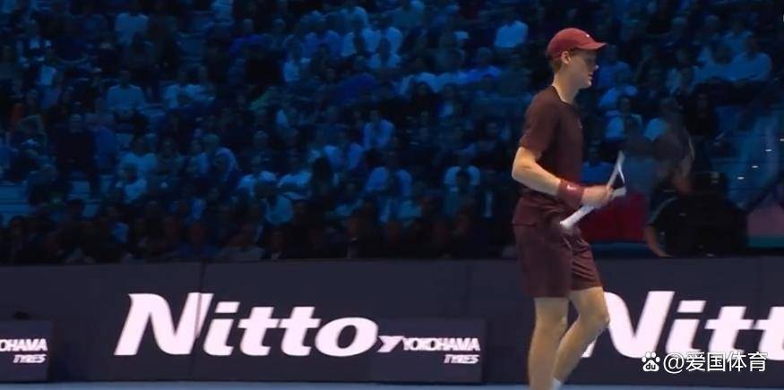 ATP总决赛碾压联合杯,兹维列夫刷新纪录 ATP总决赛碾压联合杯,兹维列夫刷新纪录