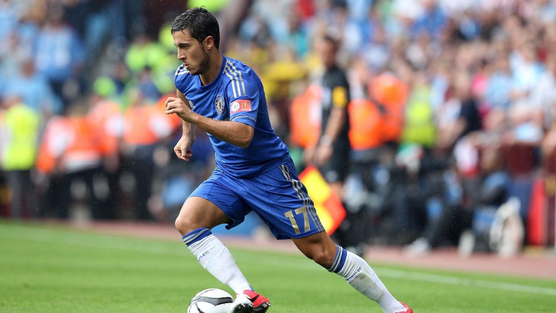 奥亚尔萨瓦尔终场绝杀,罗马惊险逆转莱比锡红牛