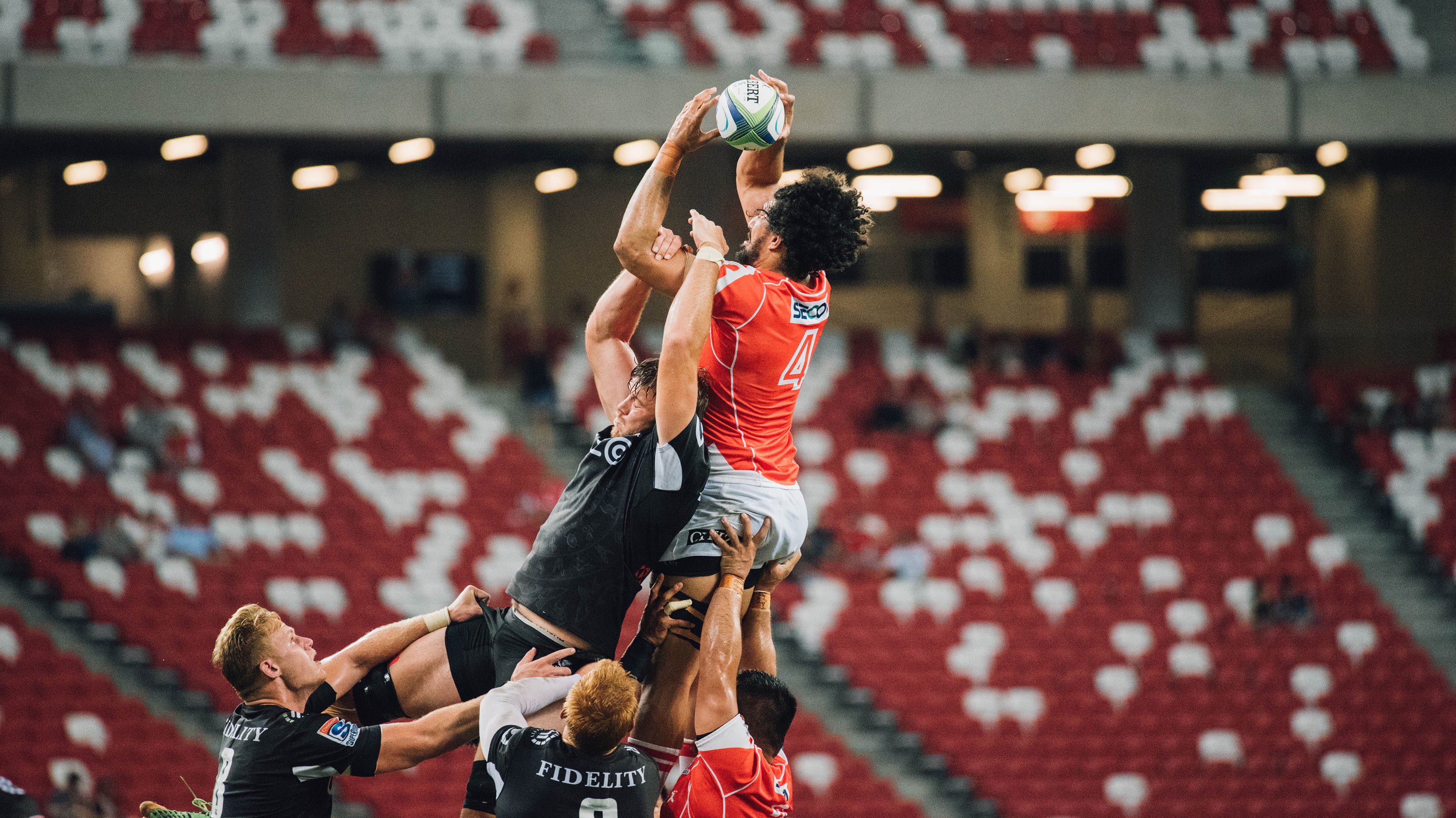 从绿茵到赛道,坎特的丹麦制霸与F1年度争冠的接管艺术