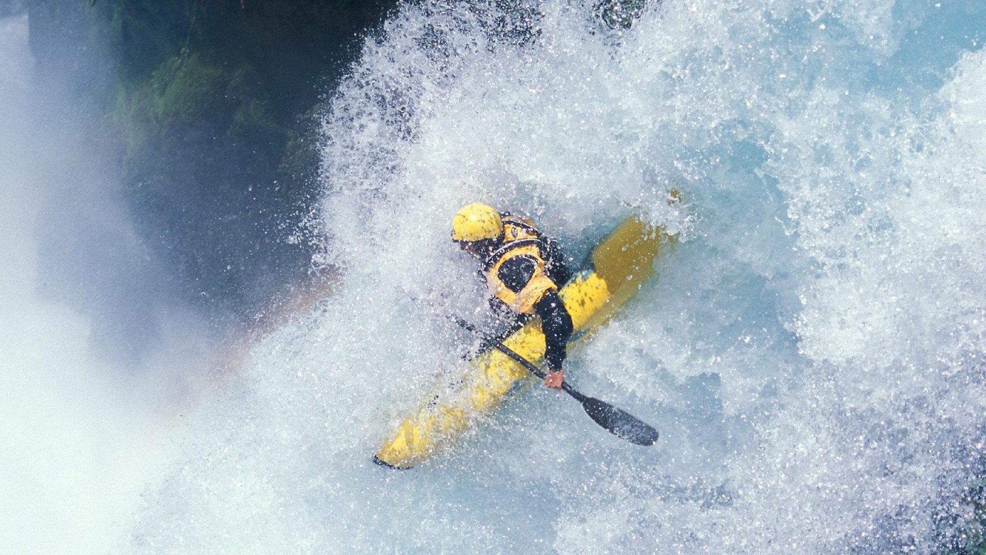 赛道与绿茵的交响，当F1争冠之夜遇见教科书级哈兰德